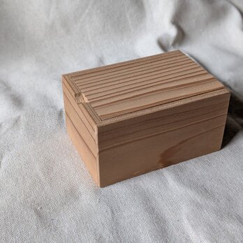 杉の小箱