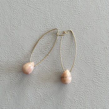 ピーチムーンマーブルのしずくピアス