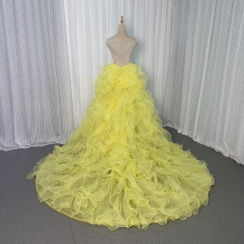 華やかなトレーン イエロー ラッフルフリル ソフトチュール 前撮り 抜群のおしゃれ見え