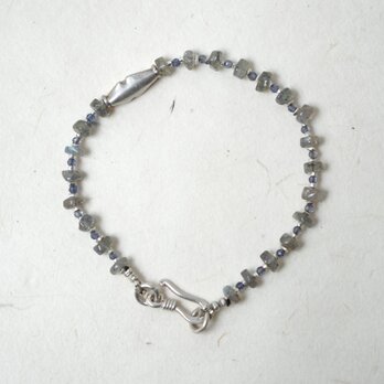 -India silver- "labradorite・iolite・silver" bracelet