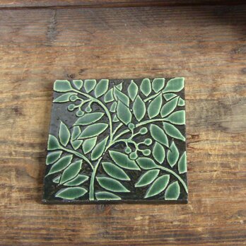 ななかまどタイル（織部）