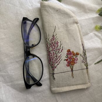 ハンドメイド♡メガネケース♡リネンドライフラワーハーブ柄♡♡普通タイプイプルヌビ