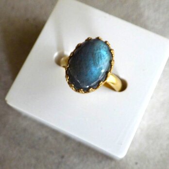 クラウンシリーズ ■ オーバル 天然石の指輪 ■ ラブラドライト