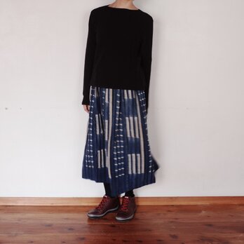 ブルキナファソ　ボボ族の伝統藍染スカート