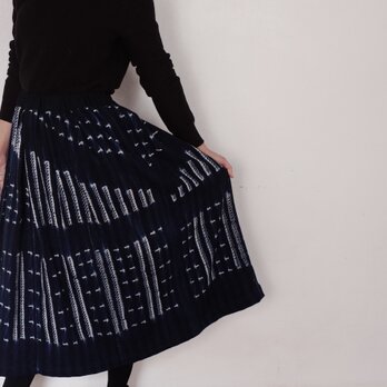 ブルキナファソ　ボボ族の伝統藍染スカート