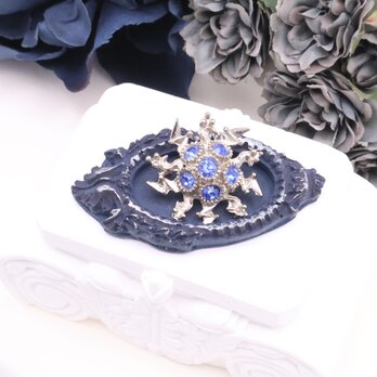 【フランス買付】ブルースターブローチ（スノーフレーク） ＊Floral-Inspired Brooch 1960s–1970s
