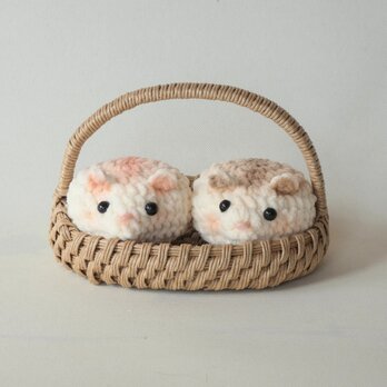 かご入りハムスター　編みぐるみ