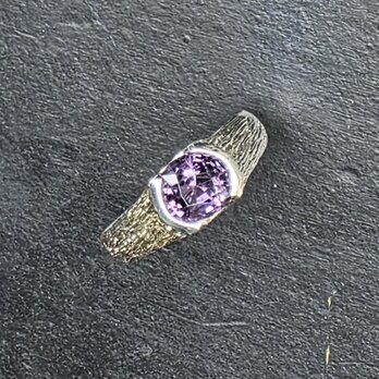 パープル　スピネル　オーバル1.58ct　テクスチャ樹 印台　シルバーSV925リング
