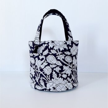 インド綿キルティングの丸底バッグ*モノトーン