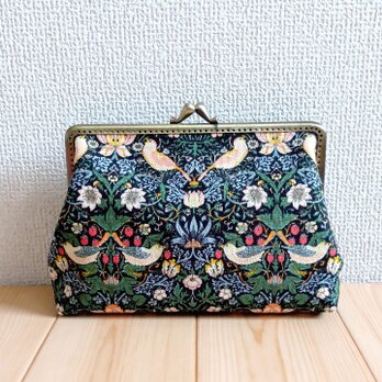 V&Aウィリアムモリス　がま口大きめポーチ　お薬手帳・通帳ケース　16.5cm口金　いちご泥棒　ブラック　640