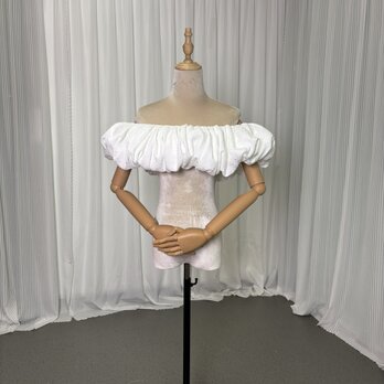 取り外しオフショルダー オフホワイト ジャガード生地 ラッフルフリル 編み上げ 前撮り