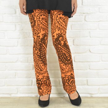 【大きいサイズ】驚きの穿き心地！ペイズリー柄ストレートストレッチロングパンツ　オレンジ　ブラウン