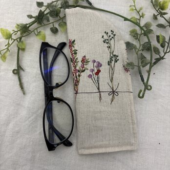 ハンドメイド♡メガネケース♡リネンドライフラワーハーブ柄♡♡普通タイプイプルヌビC