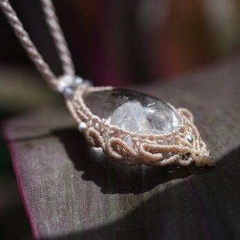 大きな成長水晶★クォーツインクォーツ マクラメネックレス2186