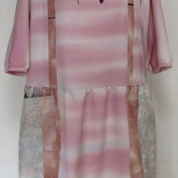 ８６２６　花柄の着物で作ったチュニック　