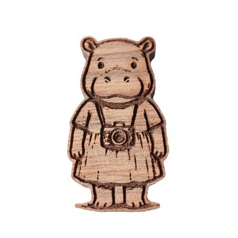 【木ｔｃｈ】クルミの木・ブローチ（シャッタータイム）