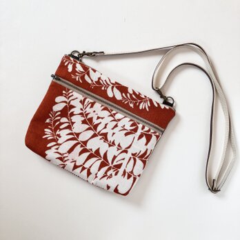 ミニショルダーバッグ　ポシェット　赤と白の葉っぱ柄