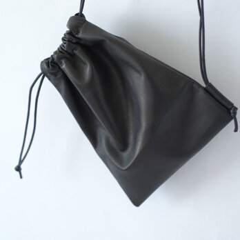draw string pouch　レザーサコッシュ 巾着 kuro