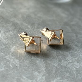 YA232-【 AVON 】エイボン・ヴィンテージイヤリング  Triangle & Tip-Open Square