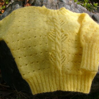 ドルマンスリーブのプルオーバー　５～６歳