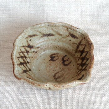 足付き四方鉢（つばめa）