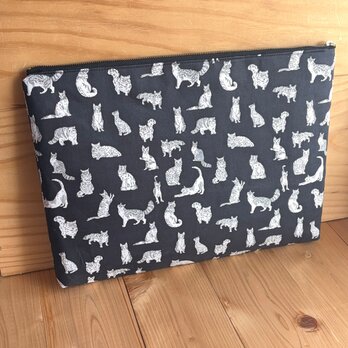 リバティ　A4サイズ　大判ポーチ　タブレットポーチ＜Meow＞(ミャオウ)
