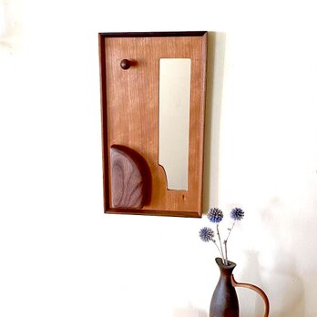 掛け鏡　ウォールナット×チェリー　小さなフックとポケット付き