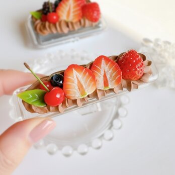 苺の印鑑ケース　chocolate 朱肉つき　スイーツデコ