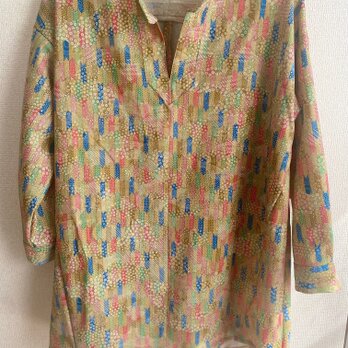 着物リメイク　小紋のスリットネックチュニック