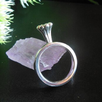 つぼみモチーフ　リング