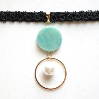 【受注製作】レジンアート　ラウンドモチーフとタティングレースとベルベットリボンのチョーカー〈母なる木〉