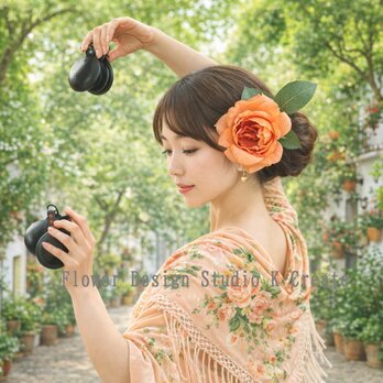オレンジの薔薇と葉っぱの髪飾り　花径12cm　フラメンコ　フローレス　ダンス　花　ローズ　フラメンコ小物　オレンジ　バラ　髪飾り