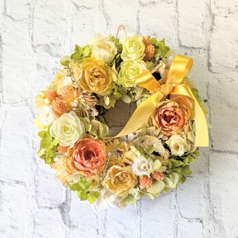 プリザーブドローズいっぱいのリース（オレンジイエロー）[a20261011]