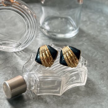 PA480-【 AVON 】エイボン・ヴィンテージピアス 1980's Gold-tone Green Enamel