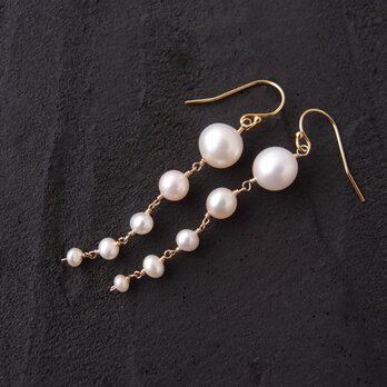【K14gf】Graduated Pearl Earrings／グラデーションパールピアス