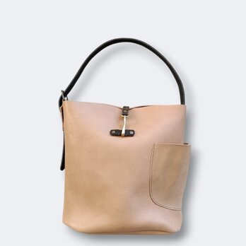 【オリジナルカラー】通勤通学におススメ！A4対応バケツ型レザートート グレージュ【OR901M】