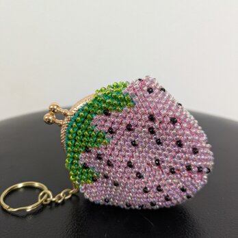 53*ハンドメイド☆ビーズがま口☆コインケース☆いちご☆ピンク