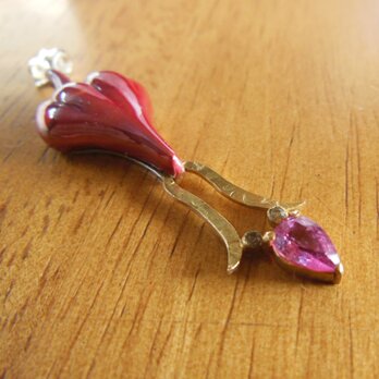 ピンクサファイア　ペンダントヘッド