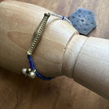 ＊古のブレス。@アフリカのブラスビーズ＋ベネチアのシードビーズ＋ジャワのシードビーズ＋インドの鈴＋古いビーズなど