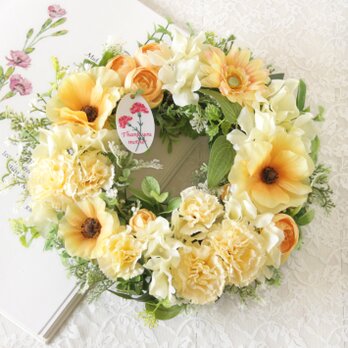 母の日 春色カーネーションのナチュラルフラワーリース［イエロー］
