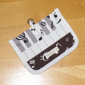 カードホルダー/パスケース★音符と鍵盤柄（ブラウン）