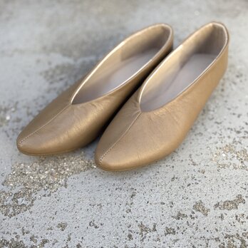 革のストック分のみ製作！！トープ・ブラウンベージュ・EMA人気のフラットパンプス・フラットシューズ　