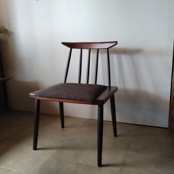 ゆったりウインザーチェア 　クッション付き　　～ダイニングチェア・椅子・背もたれ椅子