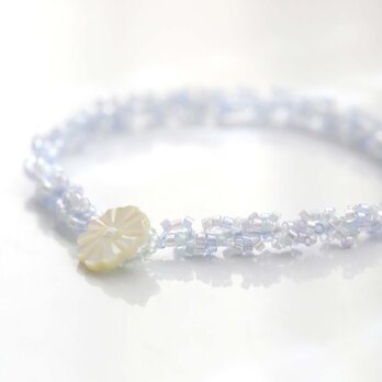 きらめくビーズのブレスレット / 紫陽花ブルー