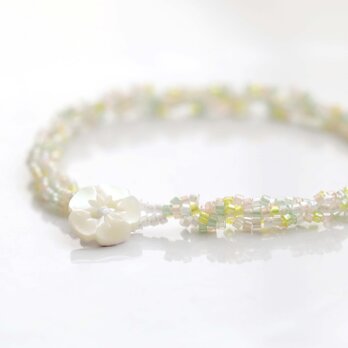 きらめくビーズのブレスレット / Spring Flower Garden