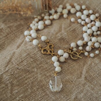 白い朝に　マグネサイト