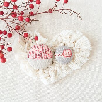 ★くるみボタンブローチ★