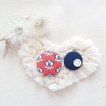 ★くるみボタンブローチ★