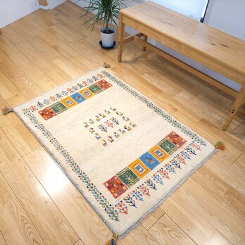 ペルシャ　ギャッベ　マット大　ラグ　116x80cm　アイボリー　色とりどりのパネル　生命の木　ヤギ　RJ5213