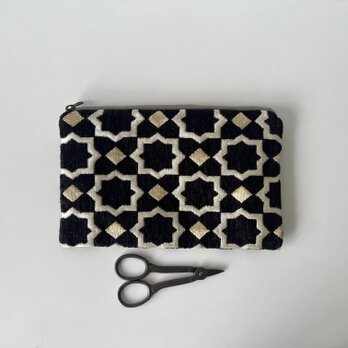 モロッコファブリックのポーチ